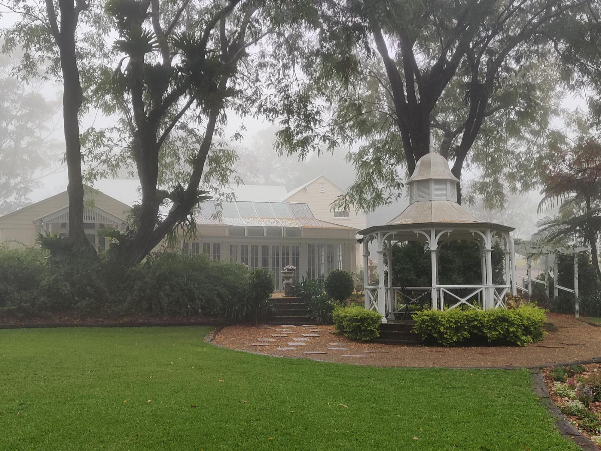 Wintergreen Manor At เมลเลนี ภายนอก รูปภาพ